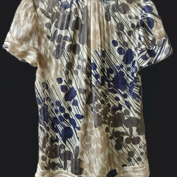 BCBG Max Azria 100% Silk Blouse - Picture 4 of 11